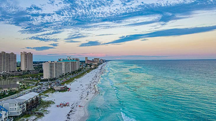 Destin und Miramar Beaches in Florida (©Foto: iStock WanderDrone)